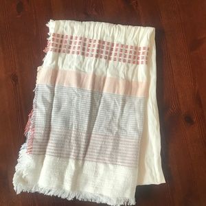 J.Crew White Pattern Blanket Scarf